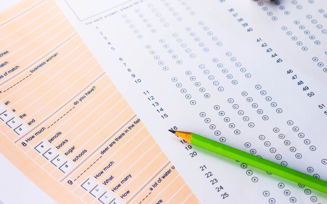 Jak skutecznie przygotować się do egzaminu Cambridge CAE poprzez intensywny kurs języka angielskiego?